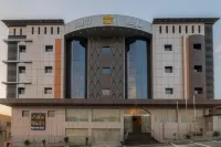 South Hotel Suites  호텔