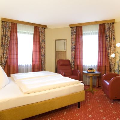 Standard Double Room Alpenhotel Kronprinz Promo Code