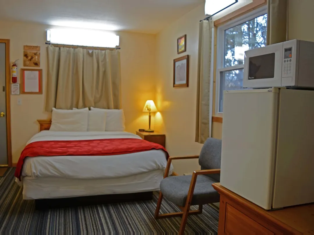 Little River Inn Motel - Leon, IA