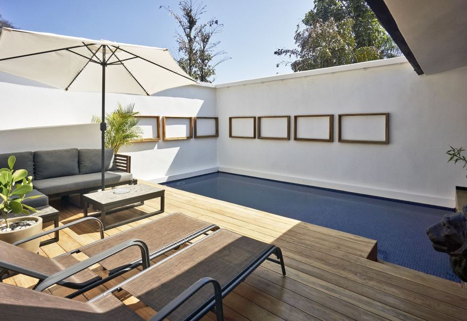 Hotel Villa Taleona, Leisure & Recreation, Outdoor Swimming Pool