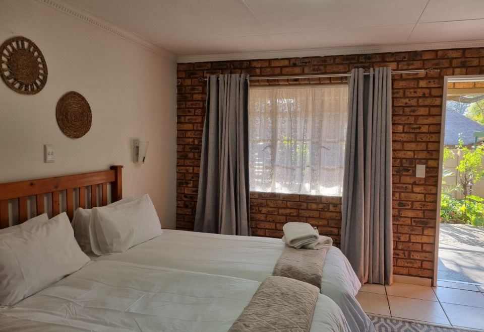 豪华单人双床房