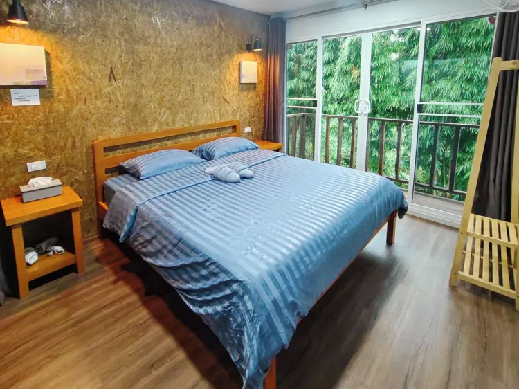 Family House (Baan L01)