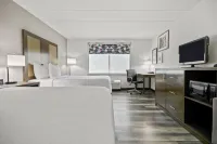 La Quinta Inn & Suites by Wyndham Sturbridge