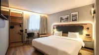 Campanile PRIME - Suresnes - La Défense