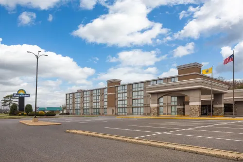 Days Hotel by Wyndham Toms River Jersey Shore