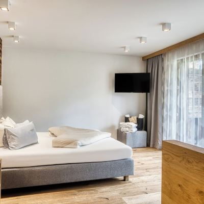 Premium Suite, 2 Bedrooms, Balcony Puradies Promo Code