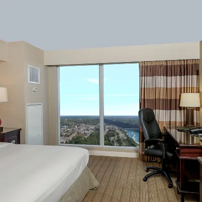Hilton Niagara Falls/ Fallsview Hotel and Suites Hotels near Marineland