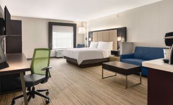 Holiday Inn Express & Suites Lawton-Fort Sill