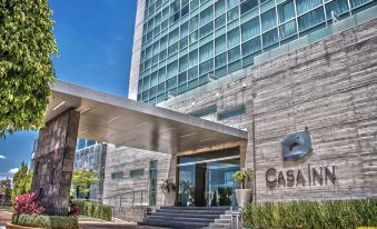 Casa Inn Premium Hotel Queretaro - Housity