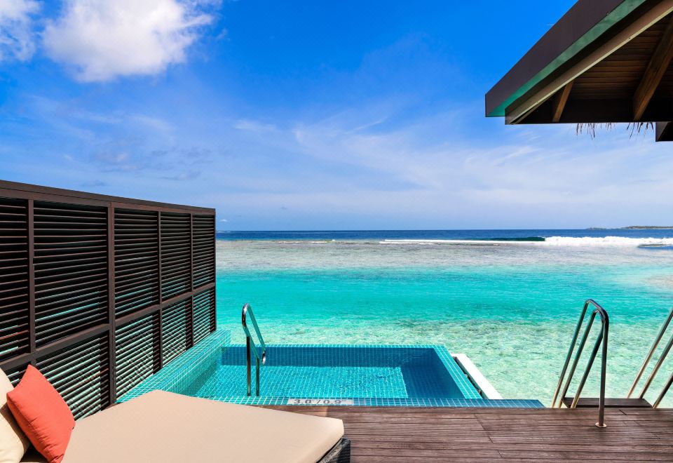 2晚海島小屋+2晚水上小屋（帶泳池）