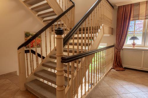 带阳台的高级双人房-12