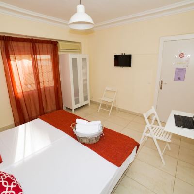 Double Room, 2 Twin Beds, Shared Bathroom