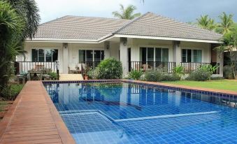 Baan Aroka Pool Villa Sea View