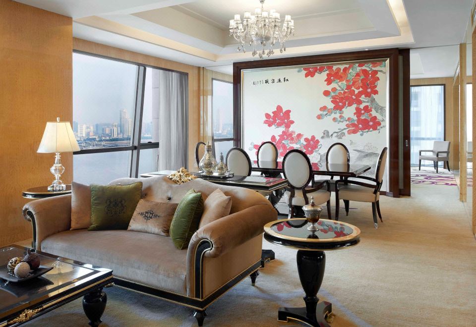 煥彩套房「臨江璀璨，藏人間繁盛片段」