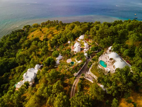 Mentigi Bay Dome Villas