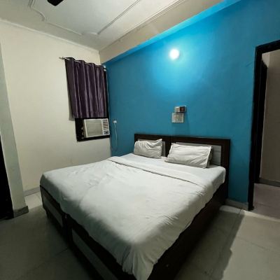 Deluxe Double Room with City View