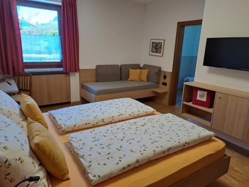 Brunnerhof Double Room with Mountain View