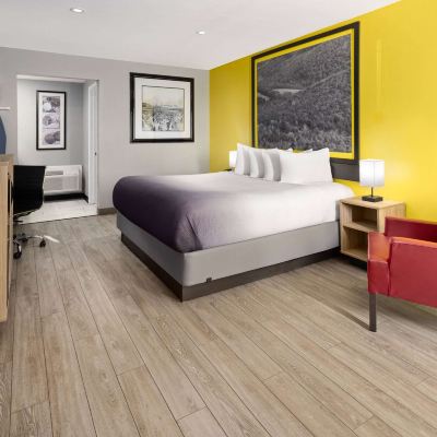 King Room-Smoking Forest Hill Inn Hazleton Promo Code