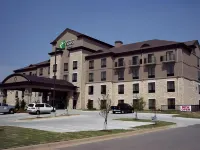 Holiday Inn Express & Suites CONWAY by IHG