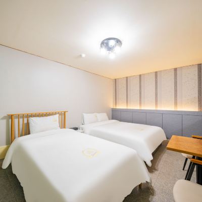 Twin Room-Non-Smoking (Pc In Room) Gwangju Songjeongdong Spede 쿠폰