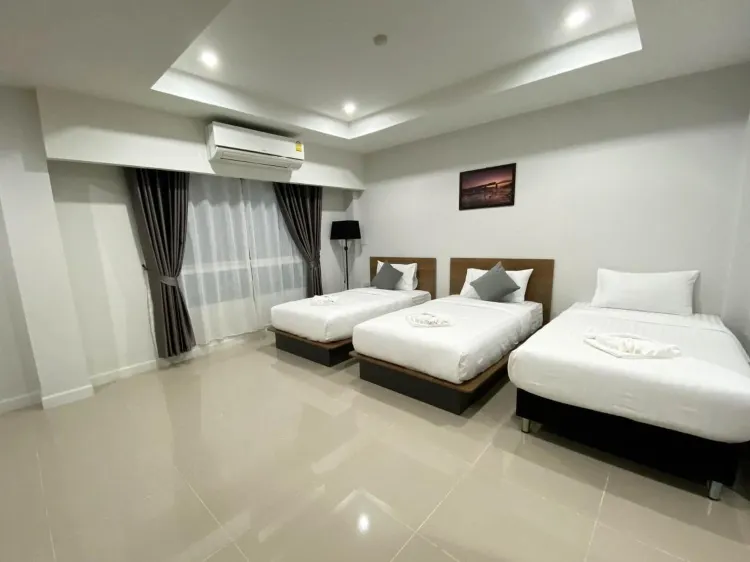 ห้องพักสำหรับสามท่านพร้อมวิวเมือง
