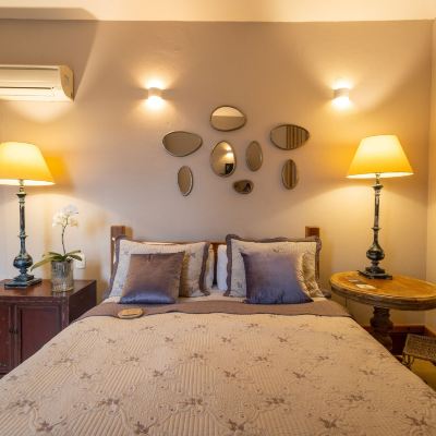 Superior Double Room Pousada Pequena Tiradentes Promo Code