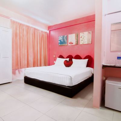 豪華特大床房 派士酒店優惠