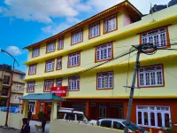 Hotel Golden Sunrise & Spa Hotel di 