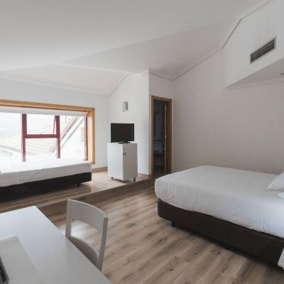 Family Room Alfonso I Promo Code
