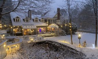 The Cornell Inn - Housity