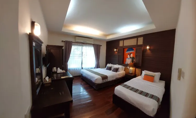 ห้องดีลักซ์ เตียงใหญ่ 1 เตียง