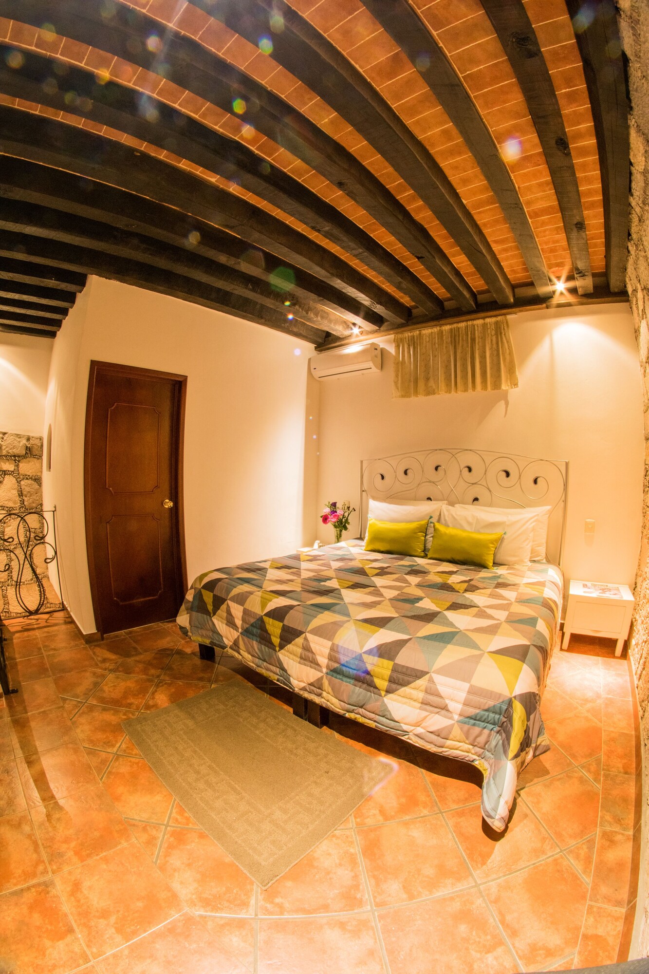 高级房，多张床