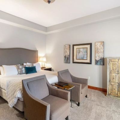 River Room Columbia Cliff Villas Promo Code