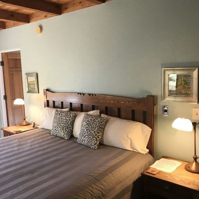 Standard King Room Bear Mountain Lodge Promo Code