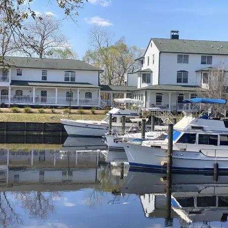 The Cypress Inn Bed & Breakfast
