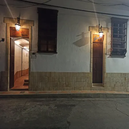 Hotel Casa Jerez Отели в г. Гуадалахара де Буга