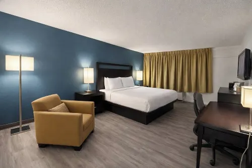 Express Inn & Suites