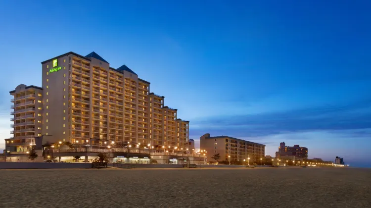 Holiday Inn & Suites Ocean City Exterior