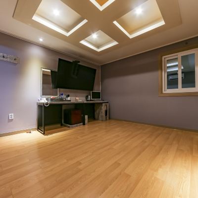 Deluxe (Ondol / Netflix available) Daegu Dongdaegu Station Hotel Now 쿠폰