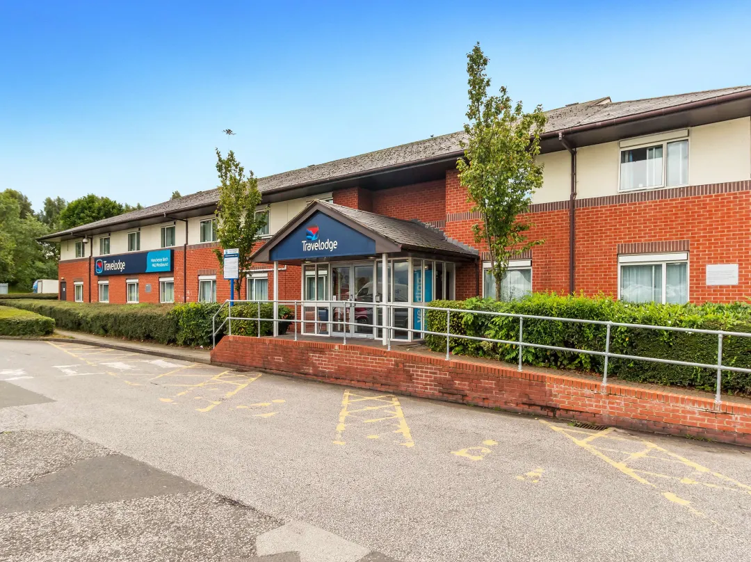 Travelodge Manchester Birch M62 Eastbound - 貝里