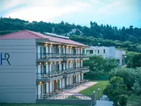 Royal Hotel and Suites Hotels in Políkhronon