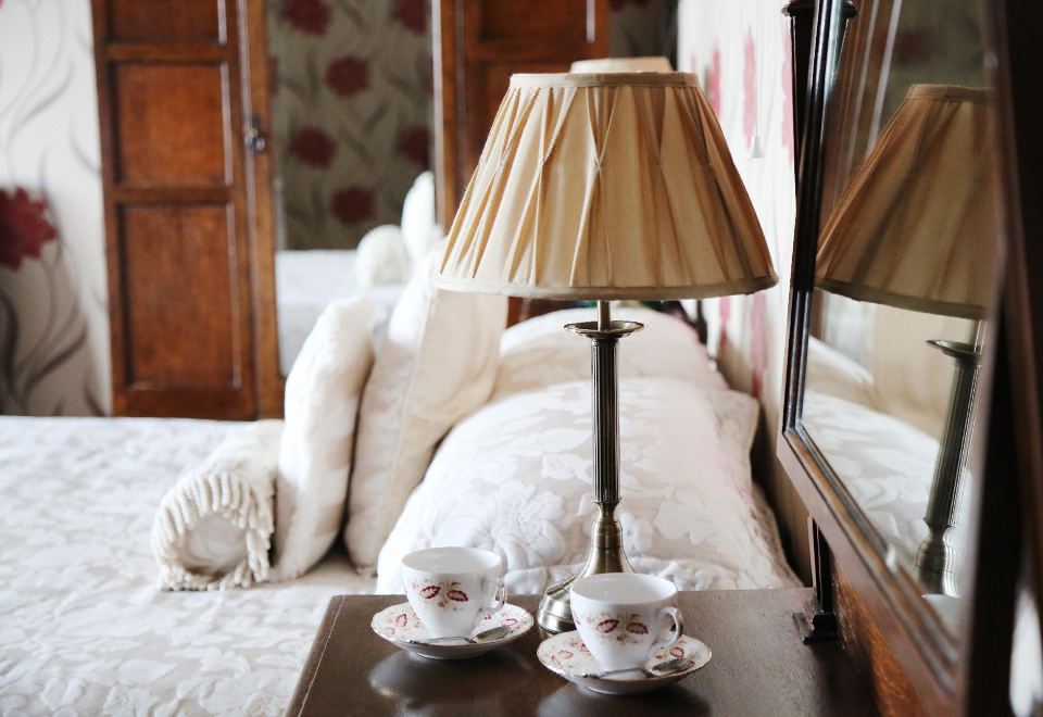 Walpole Bay Hotel Standard Triple Room