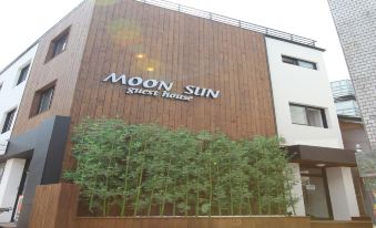 Moon Sun Guesthouse