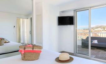 Ibis Styles Menton Centre