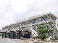 J-Hoppers Lake Biwa Guesthouse Hotels in 