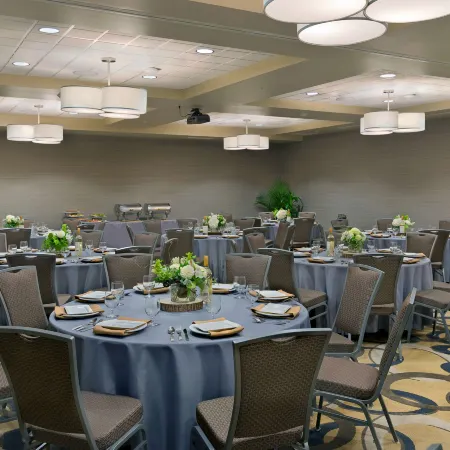 Oxford Suites Bellingham
