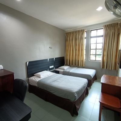 Bilik Kembar Standard Kupon Sherwinton Hotel Taman Gopeng