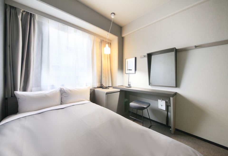 Center Hotel Tokyo8F Semi-Double Room Non-Smoking