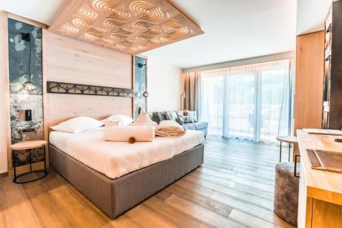 Hotel Prokulus - Family & Wellness Deluxe Double Room with Balcony