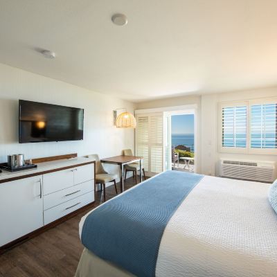 Oceanview King Room SeaCrest Oceanfront Hotel Promo Code